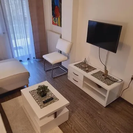 Apartment Evergreen Pula Exterior photo
