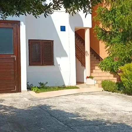 Apartment Evergreen Pula Exterior photo
